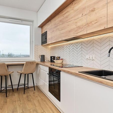Miedziana 6 & 18 Apartment With Free Garage Wroclaw By Renters Dış mekan fotoğraf