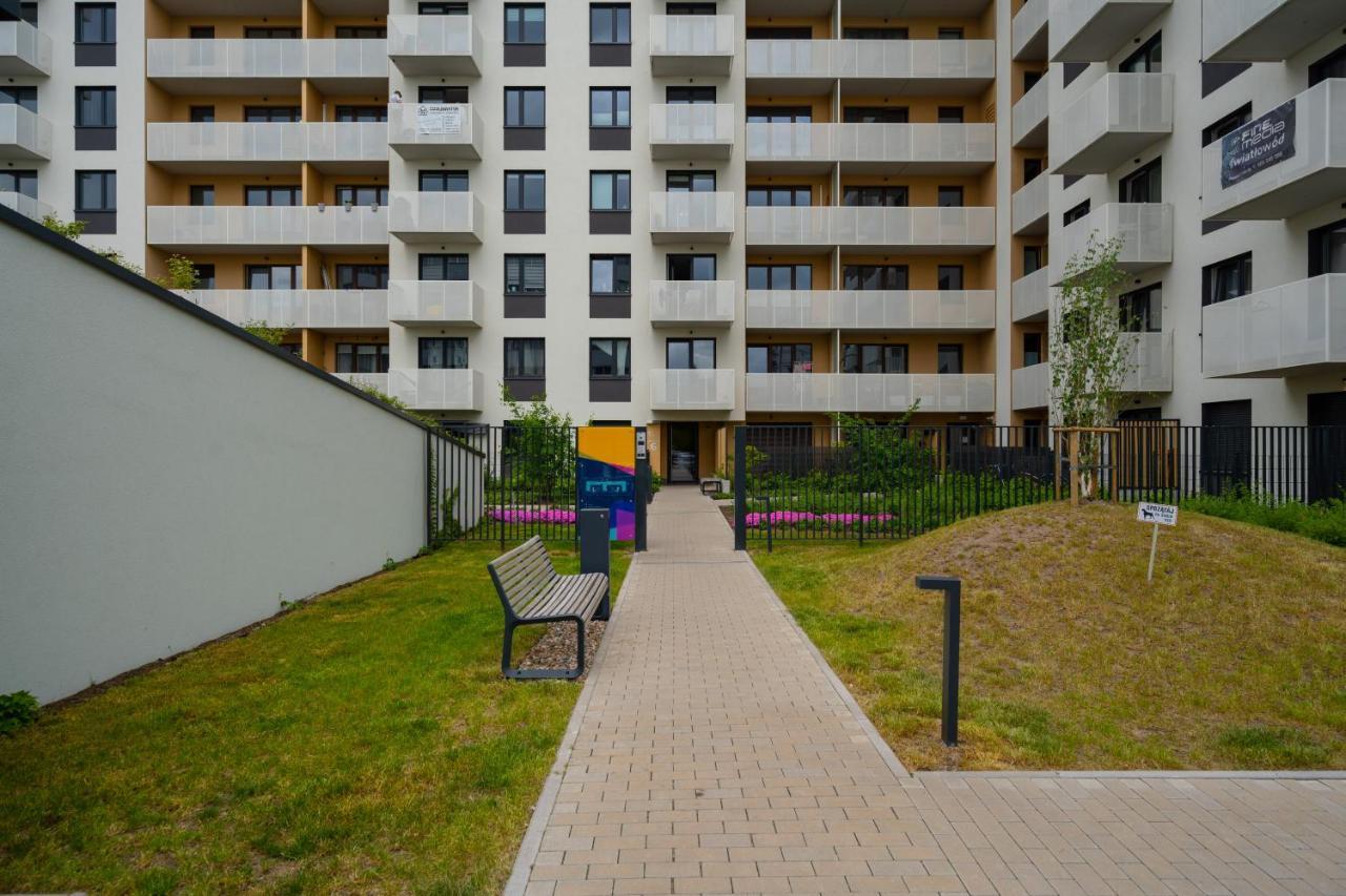 Miedziana 6 & 18 Apartment With Free Garage Wroclaw By Renters Dış mekan fotoğraf