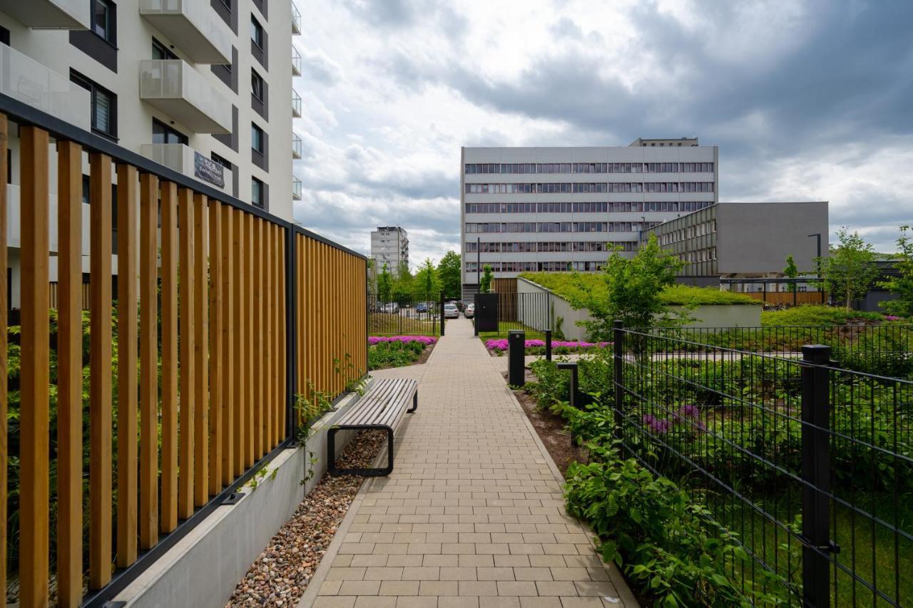 Miedziana 6 & 18 Apartment With Free Garage Wroclaw By Renters Dış mekan fotoğraf