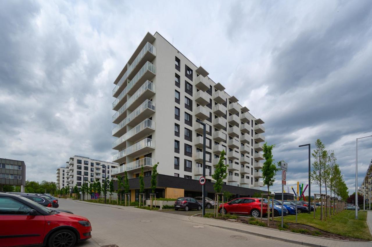 Miedziana 6 & 18 Apartment With Free Garage Wroclaw By Renters Dış mekan fotoğraf