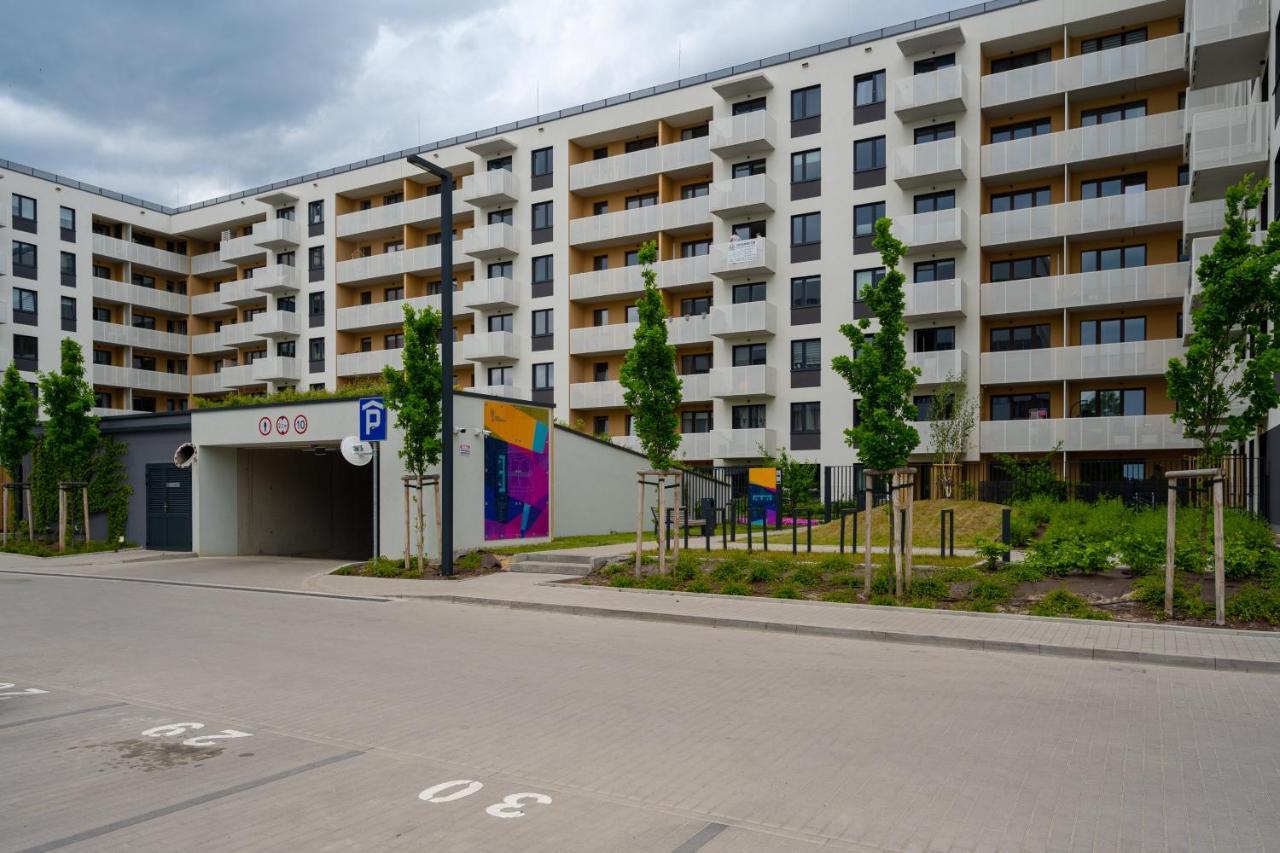 Miedziana 6 & 18 Apartment With Free Garage Wroclaw By Renters Dış mekan fotoğraf