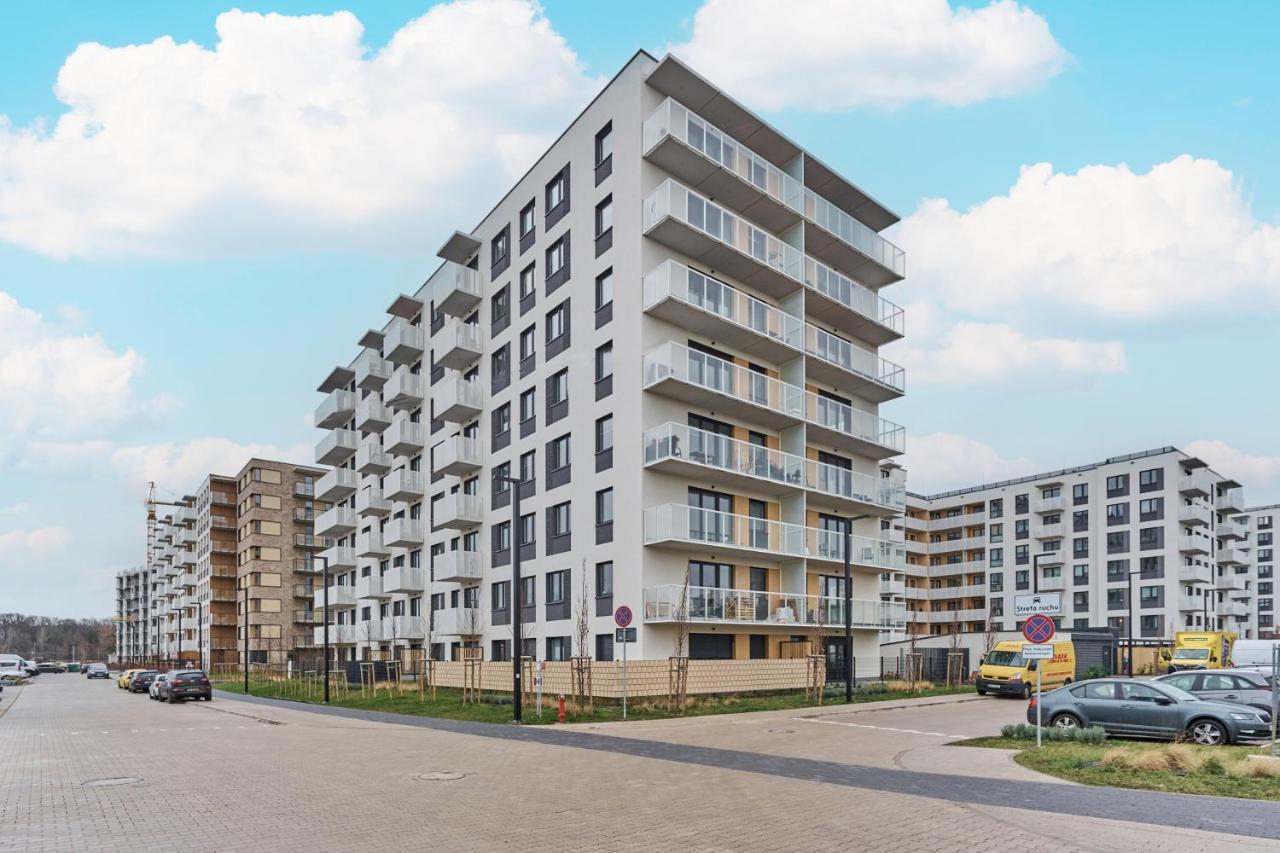 Miedziana 6 & 18 Apartment With Free Garage Wroclaw By Renters Dış mekan fotoğraf