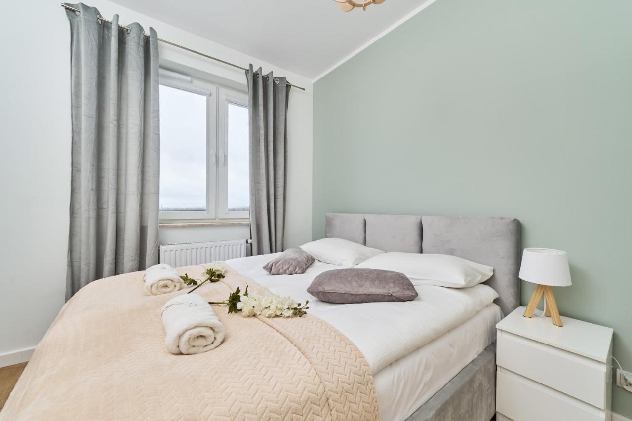Miedziana 6 & 18 Apartment With Free Garage Wroclaw By Renters Dış mekan fotoğraf